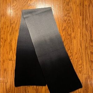 Elegant Gradient Black and Gray Scarf